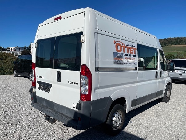 PEUGEOT Boxer 2.2 HDI 335 L2H2-image-2
