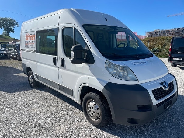 PEUGEOT Boxer 2.2 HDI 335 L2H2-image-1