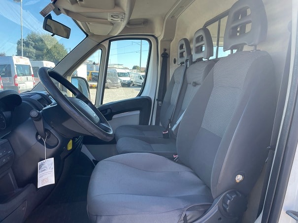 PEUGEOT Boxer 2.2 HDI 335 L2H2-image-6