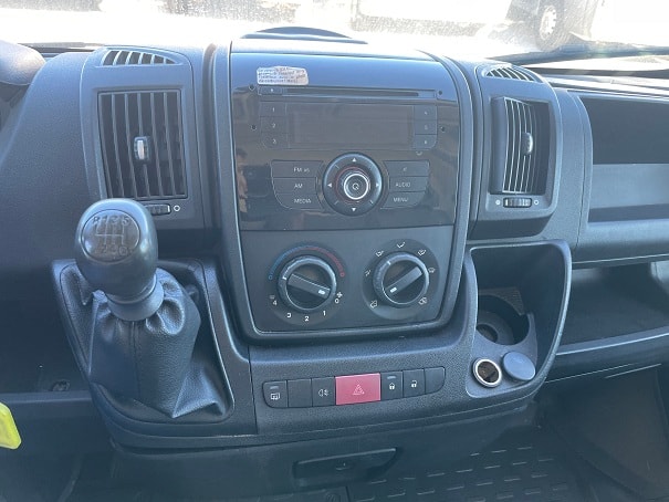PEUGEOT Boxer 2.2 HDI 335 L2H2-image-8