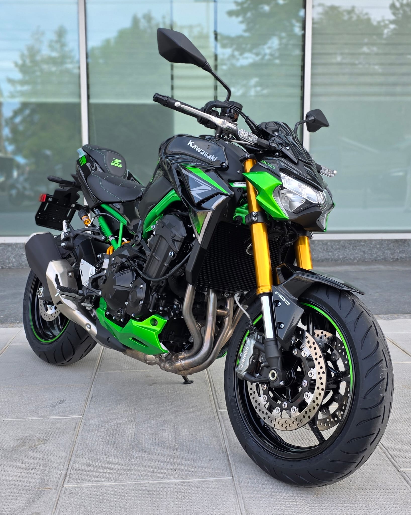 KAWASAKI Z 900-showroom-element-3