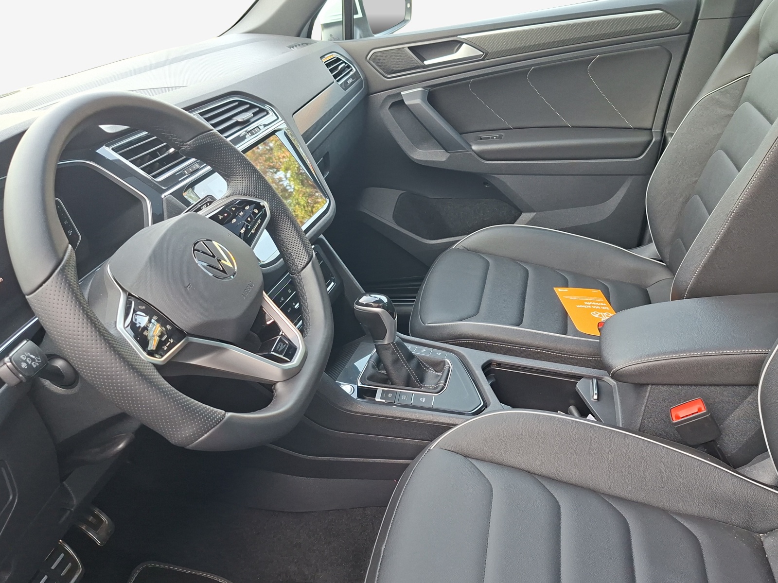 VW Tiguan 1.4TSI PHEV Selection DSG-image-7