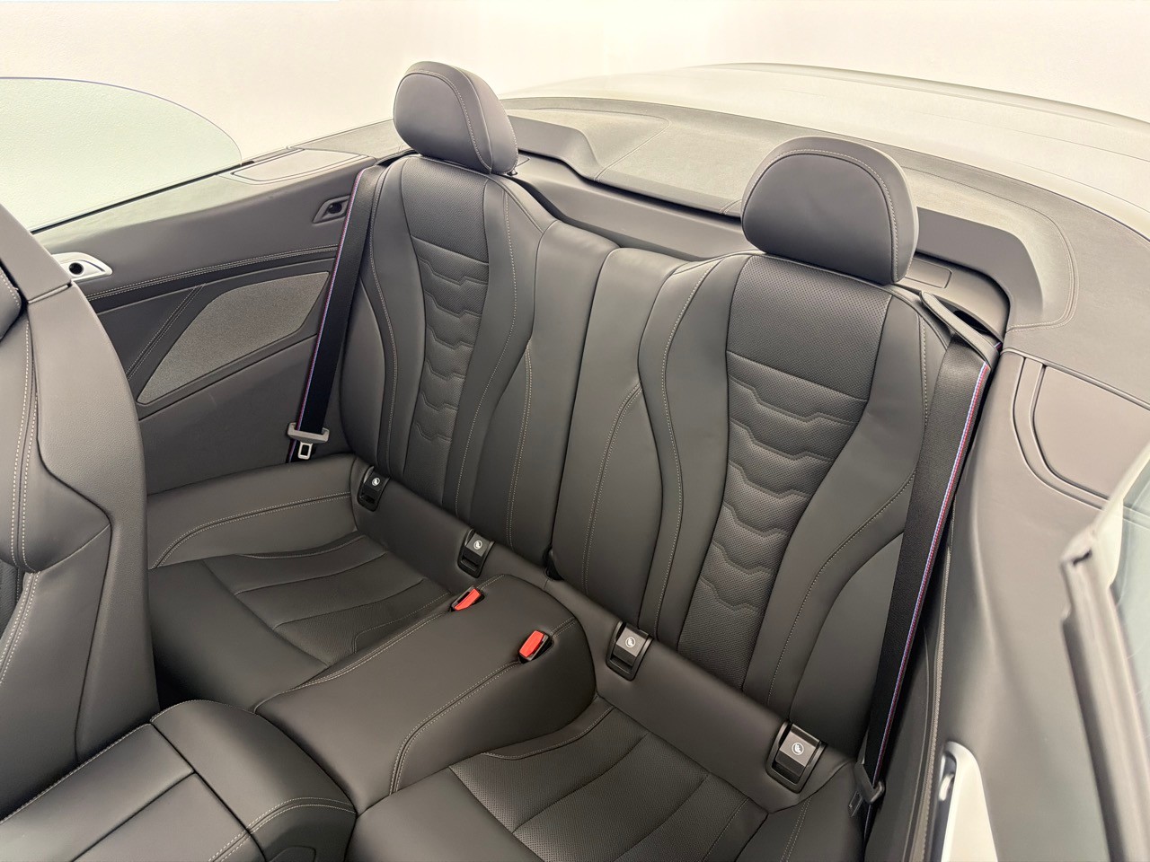 BMW 840i sDrive M Sport Pro-image-5