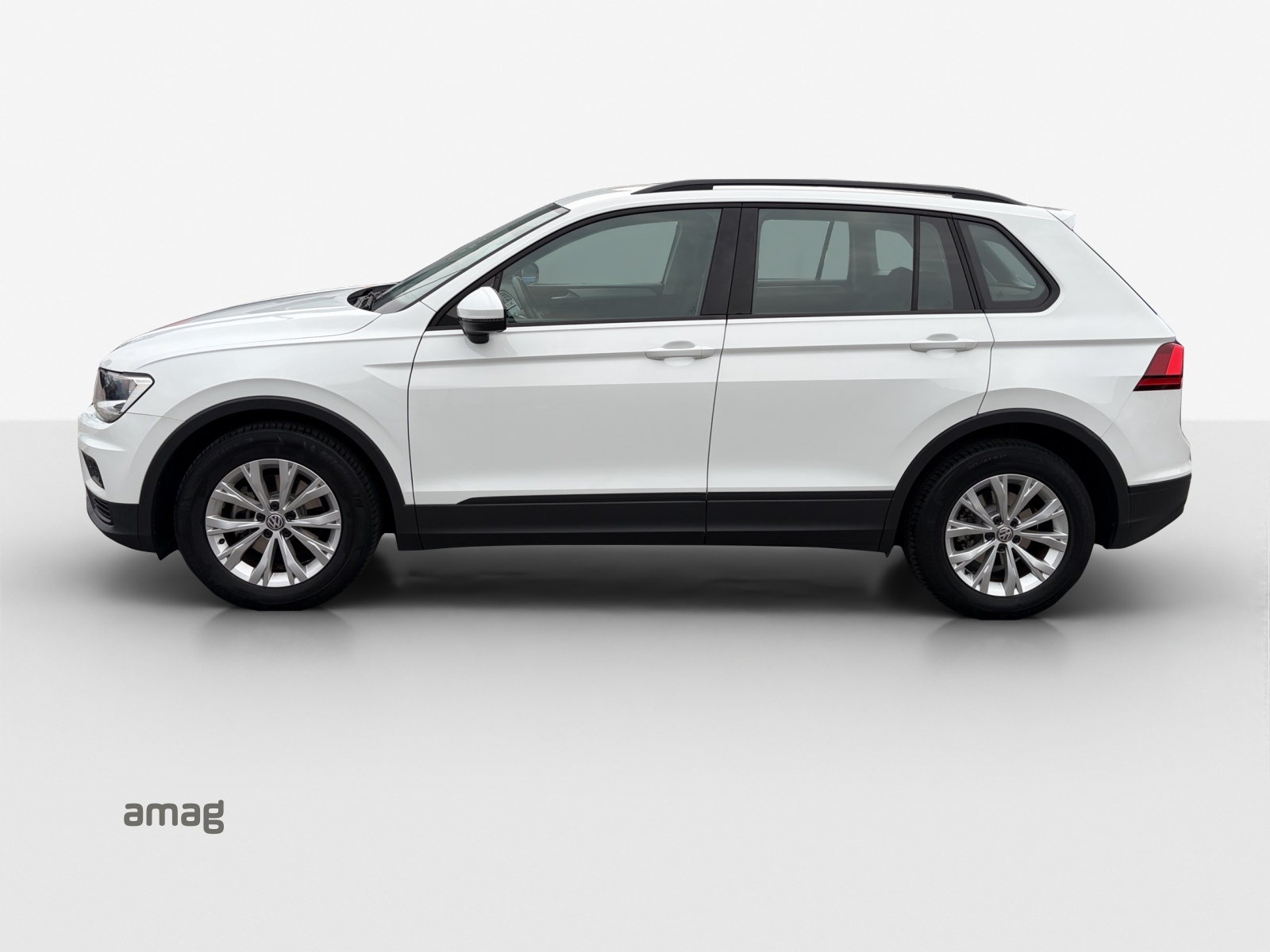 VW Tiguan 1.5TSI Evo Trendline-showroom-element-1