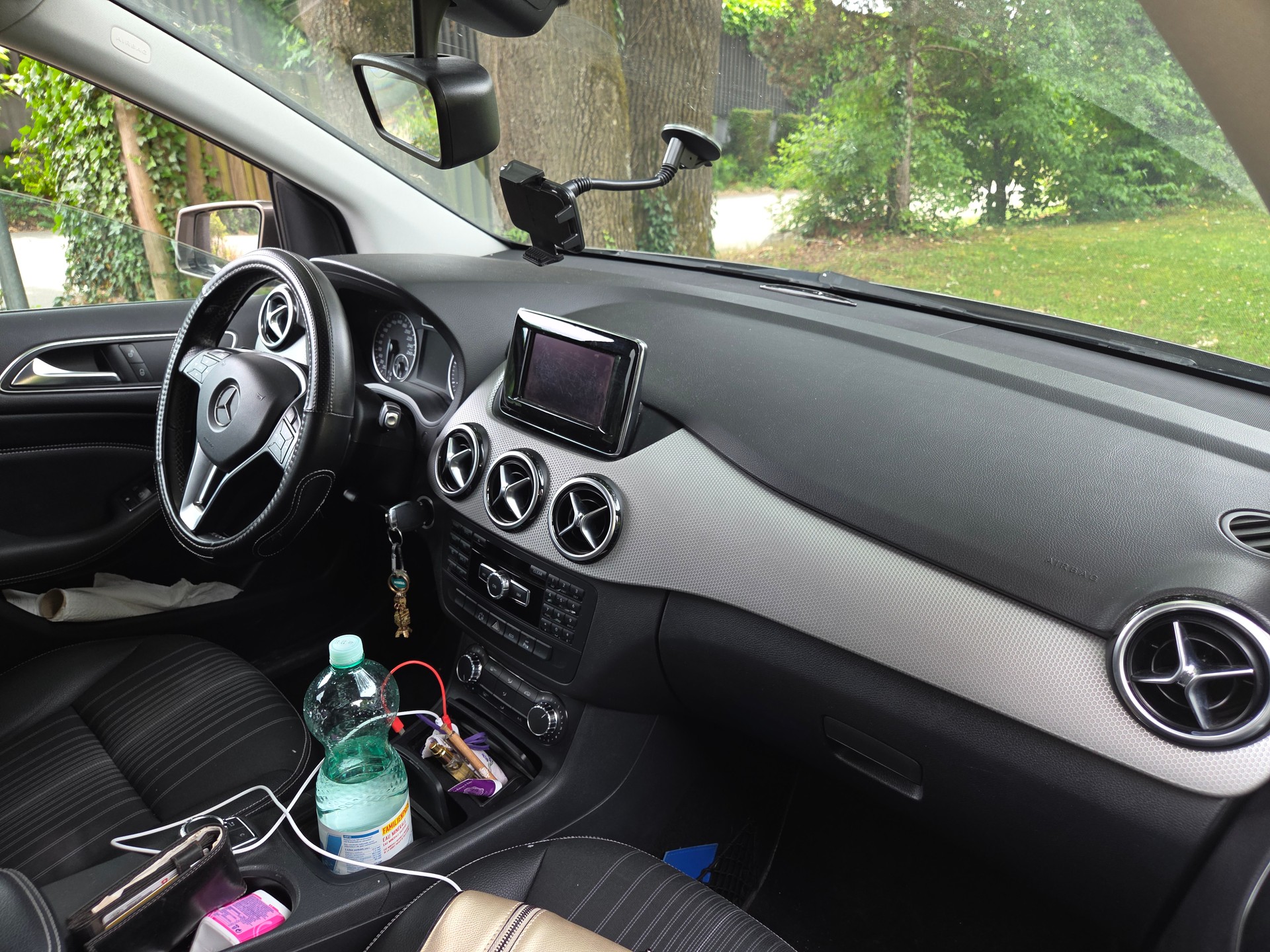 MERCEDES-BENZ B 200-image-4