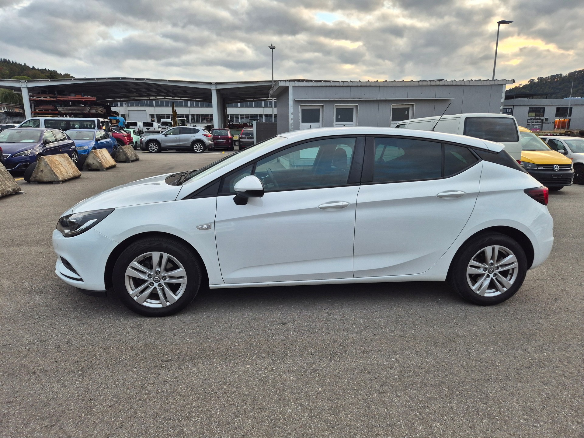 OPEL Astra 1.4i Turbo Enjoy-image-8
