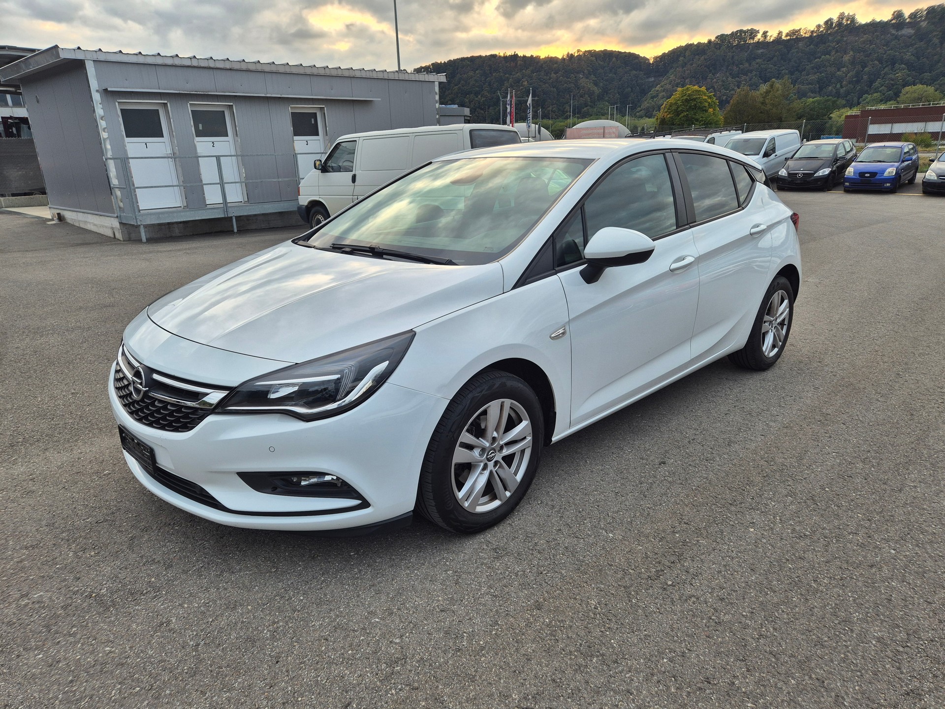 OPEL Astra 1.4i Turbo Enjoy-image-10
