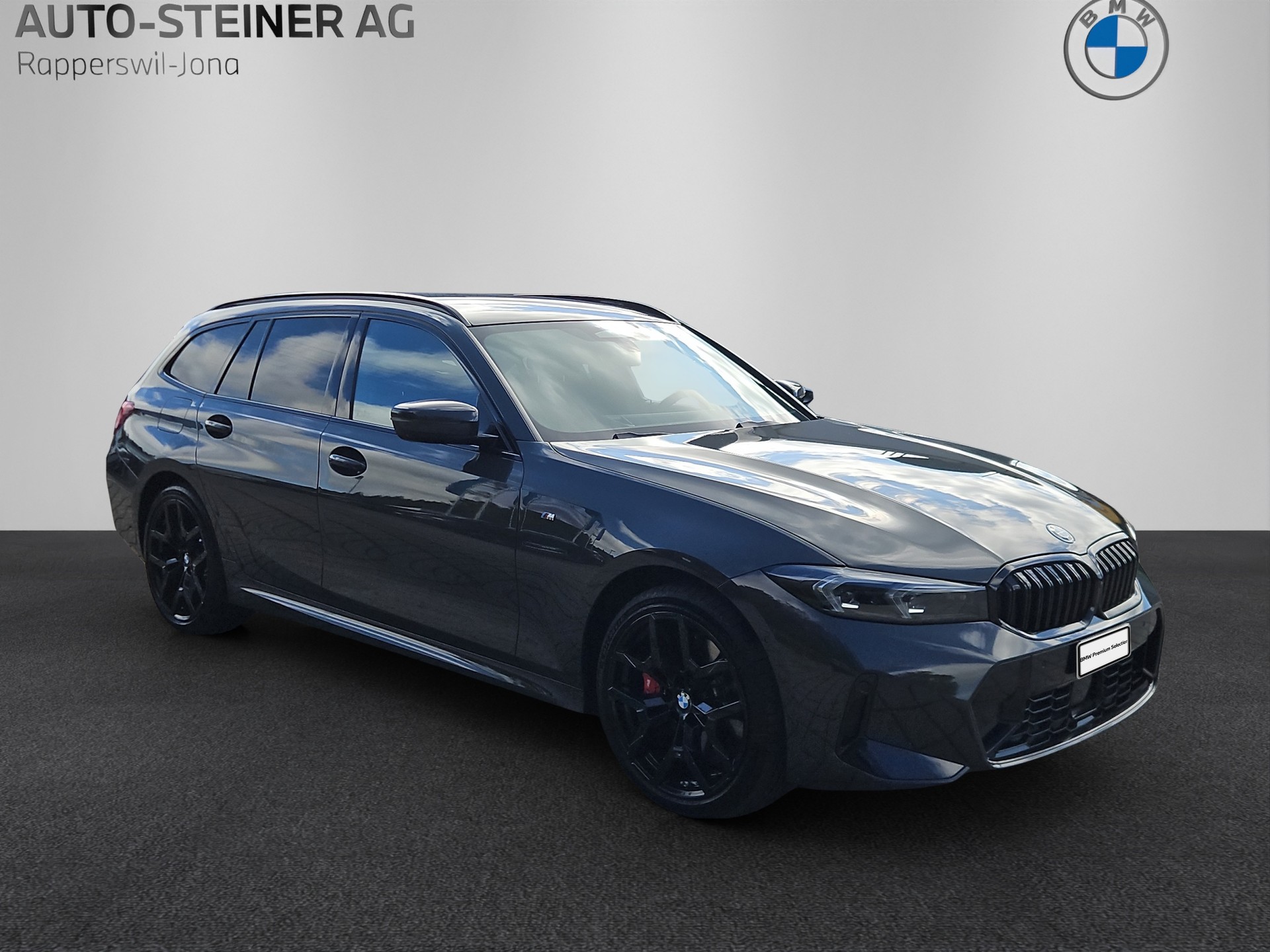 BMW 330e x DriveTouring Steptronic M Sport Pro-image-6