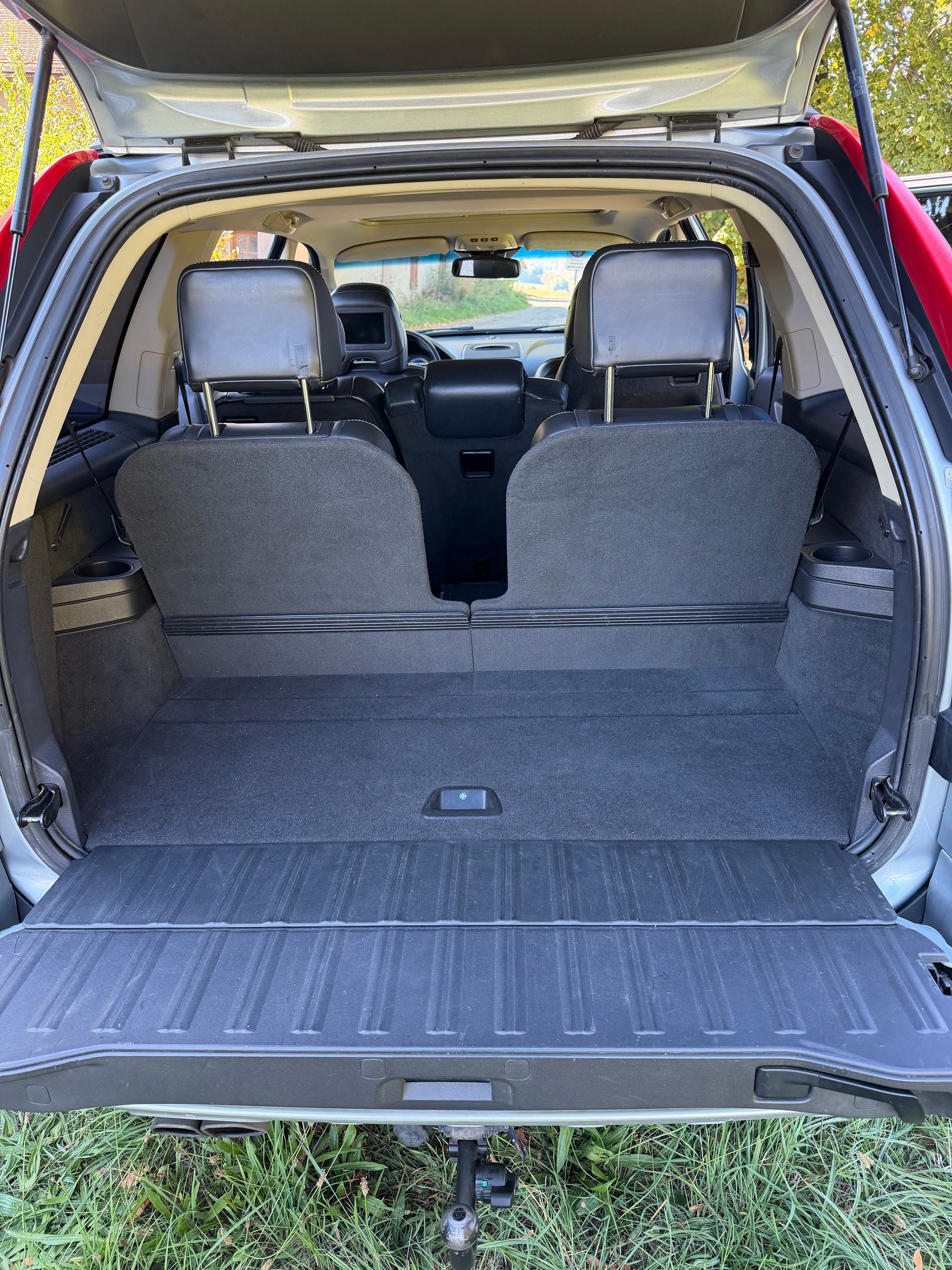 VOLVO 4.4V8 Sport 7P. AWD-image-4