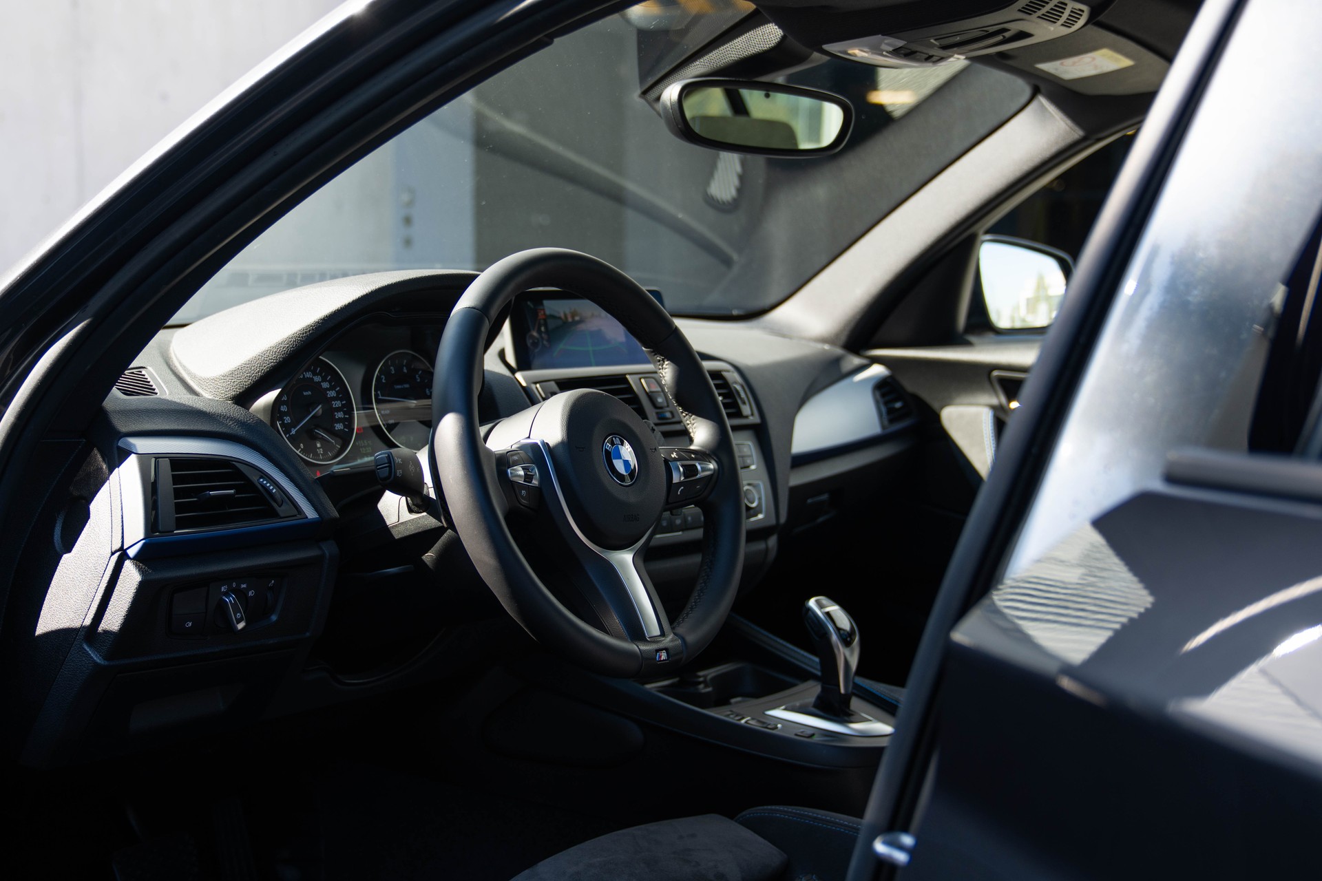 BMW M135i xDrive-image-4