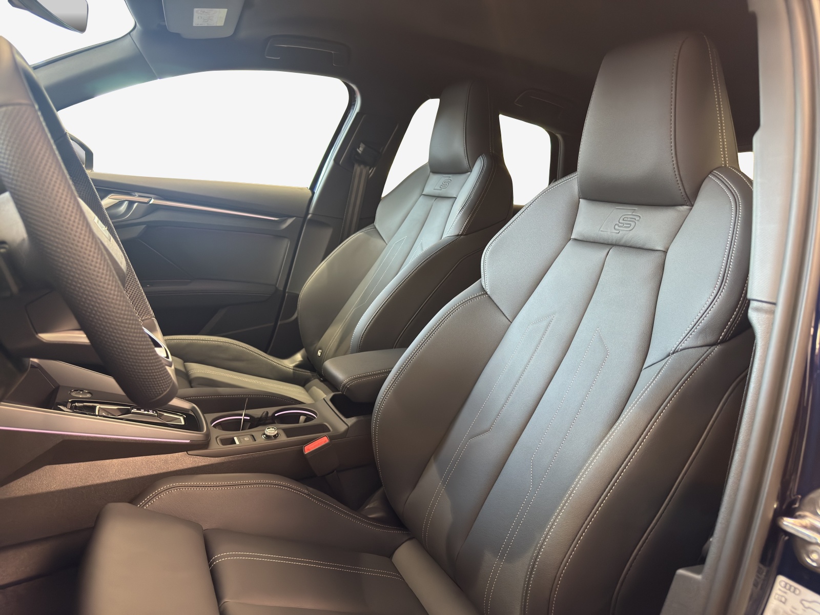AUDI A3 Sportback TFSI 110 kW Attraction S tronic-image-13
