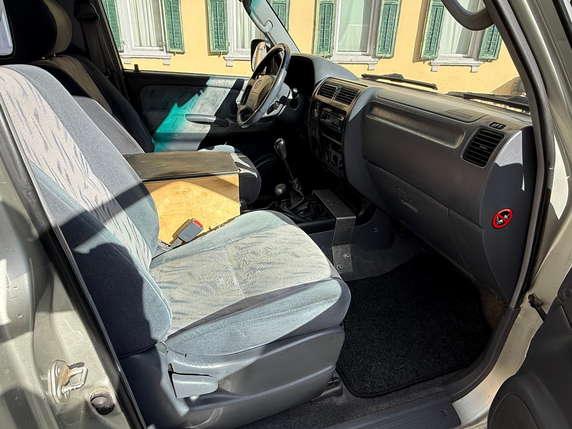 TOYOTA Land Cruiser 300 3.0 TD LX-image-8
