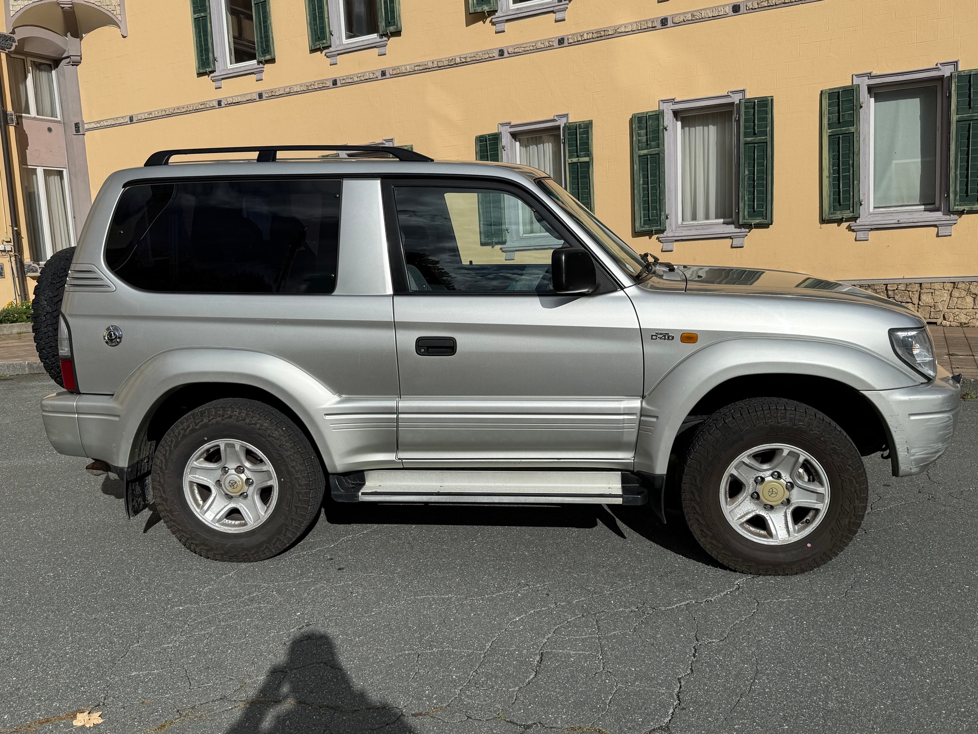 TOYOTA Land Cruiser 300 3.0 TD LX-image-3