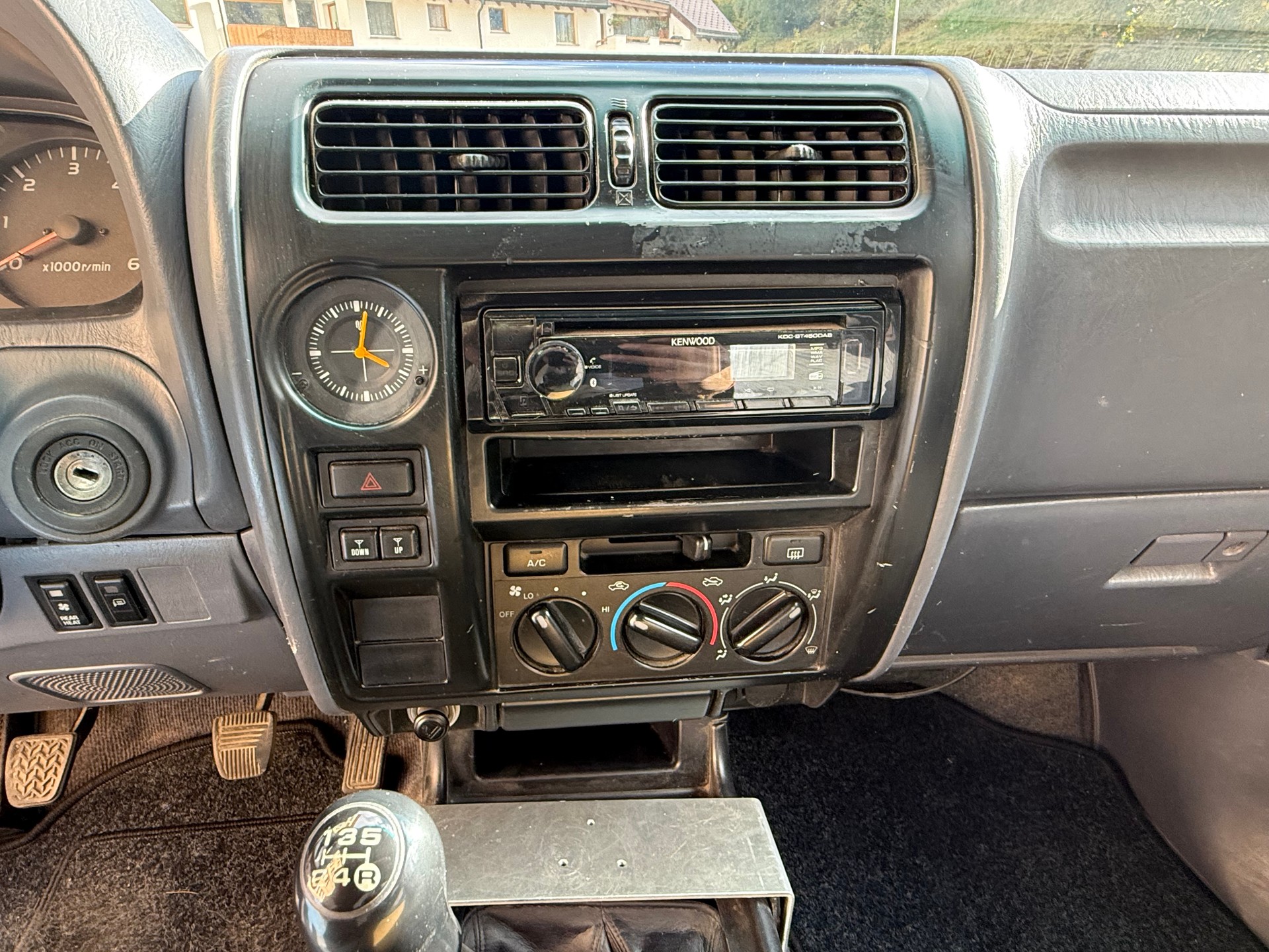 TOYOTA Land Cruiser 300 3.0 TD LX-image-9