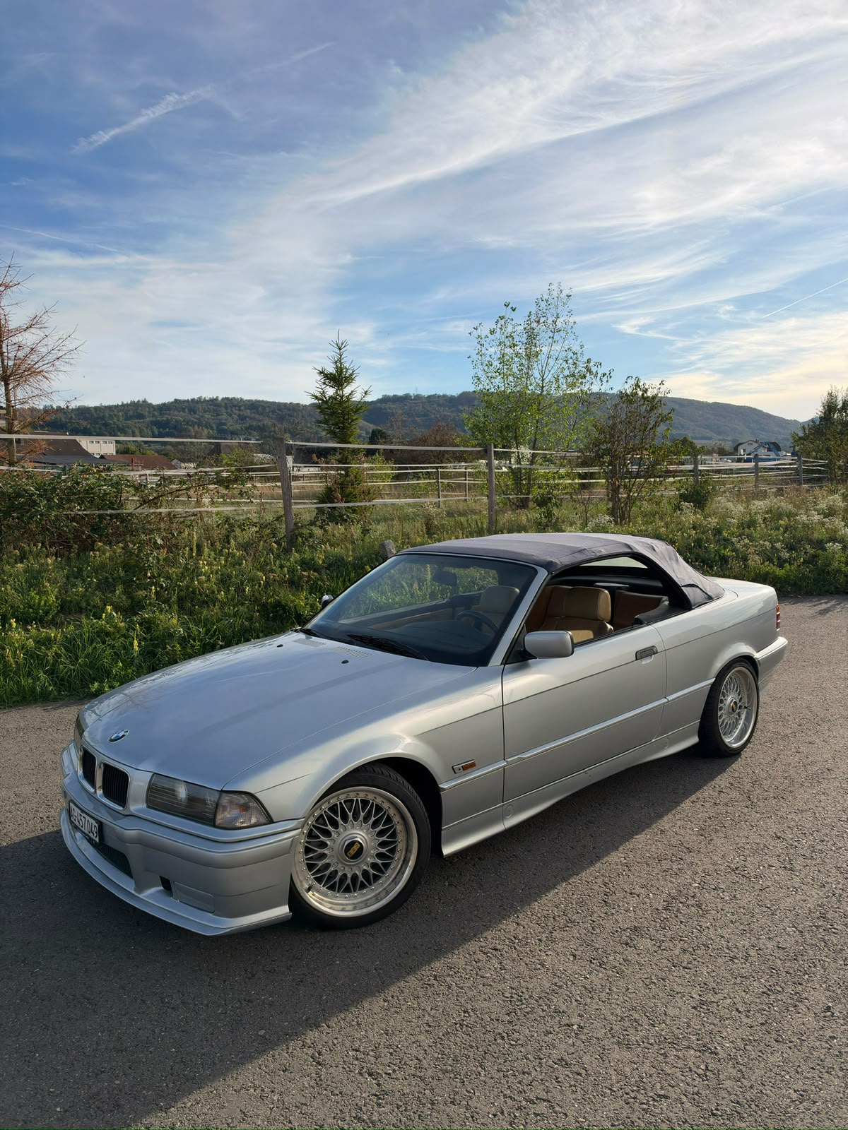 BMW 325i Cabriolet mit Hardtop und BBS RC090 Felgen-image-4