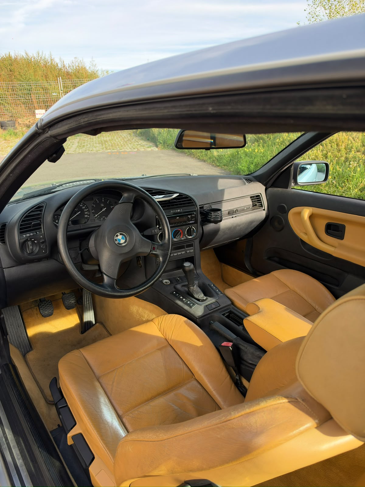 BMW 325i Cabriolet mit Hardtop und BBS RC090 Felgen-image-6