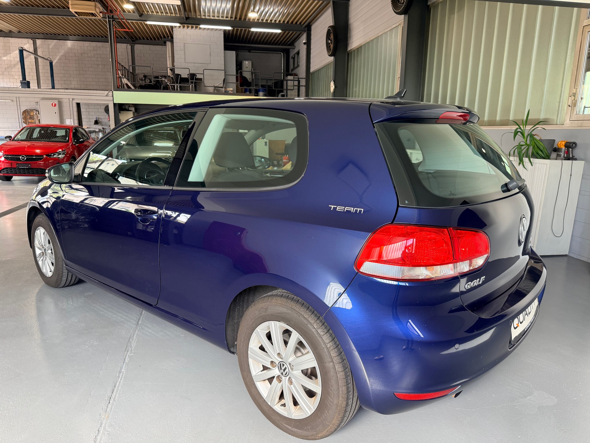 VW Golf 1.6 TDI BlueMotion Technology Team DSG-image-4