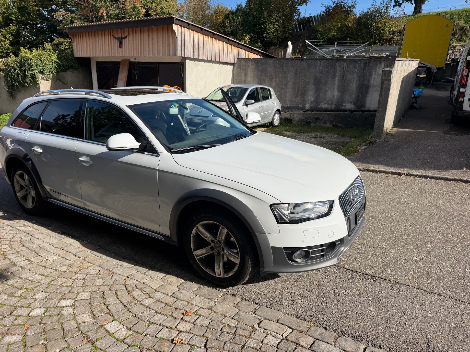 AUDI A4 allroad 3.0 TDI quattro S-tronic-image-3