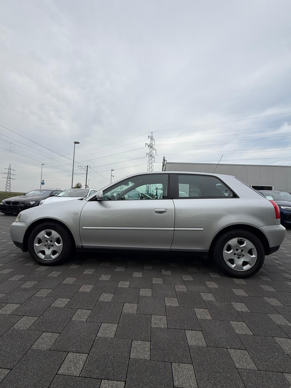 AUDI A3 1.8 T Ambition-image-2