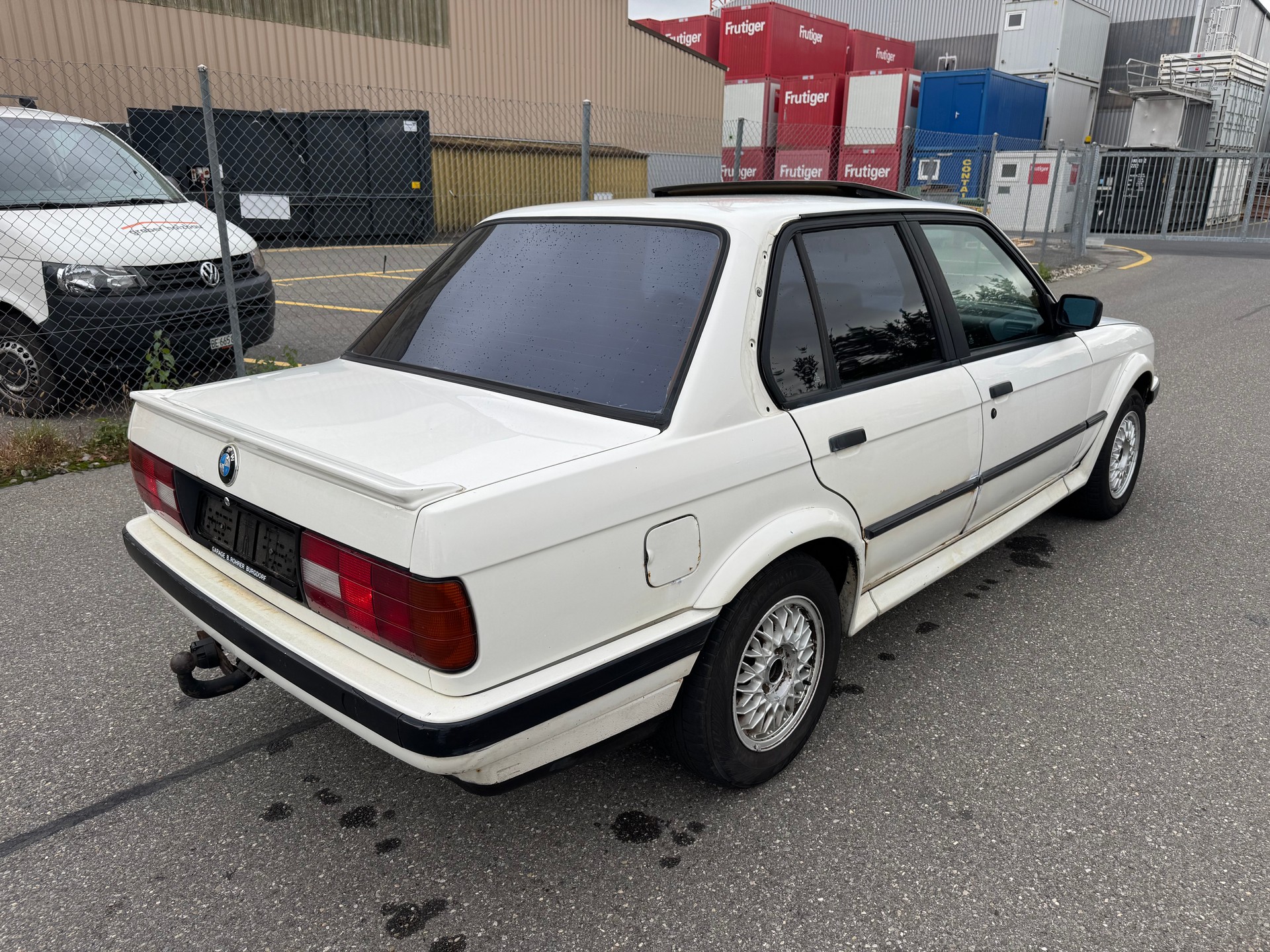 BMW 325iX-image-3