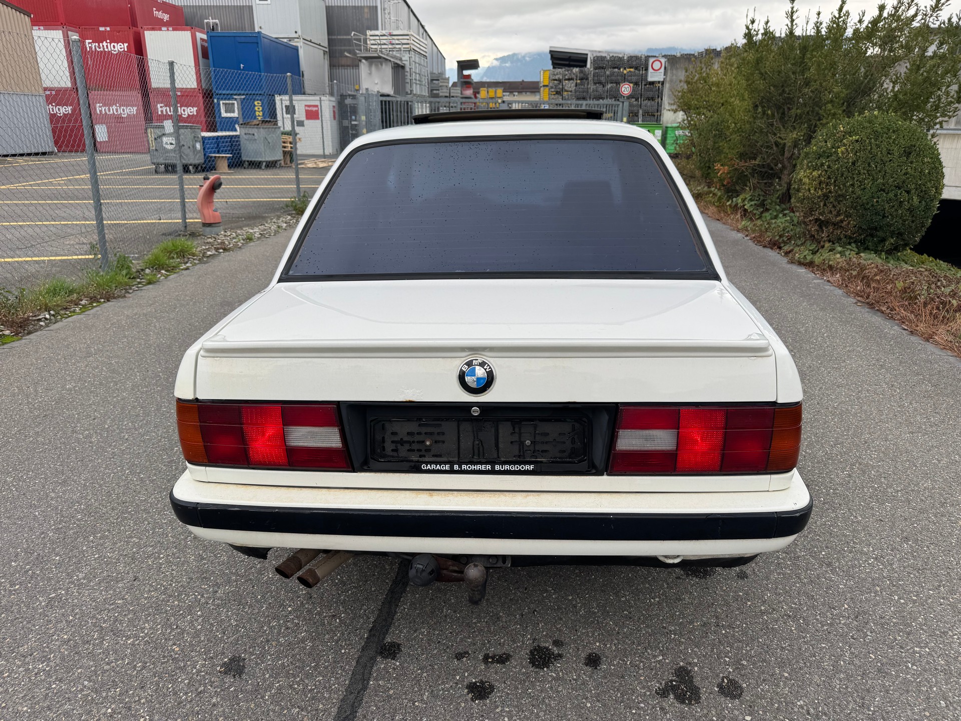 BMW 325iX-image-4