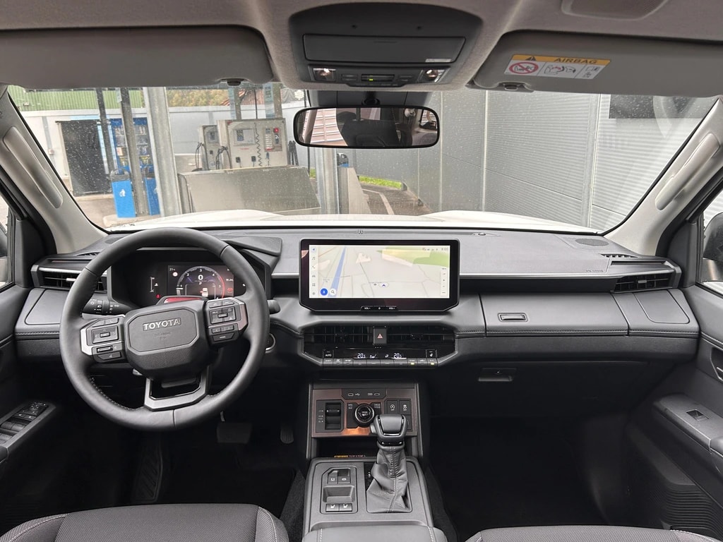 TOYOTA Hilux Double Cab.-Pick-up 2.8 D-4D MHEV 204 Advanced-image-5