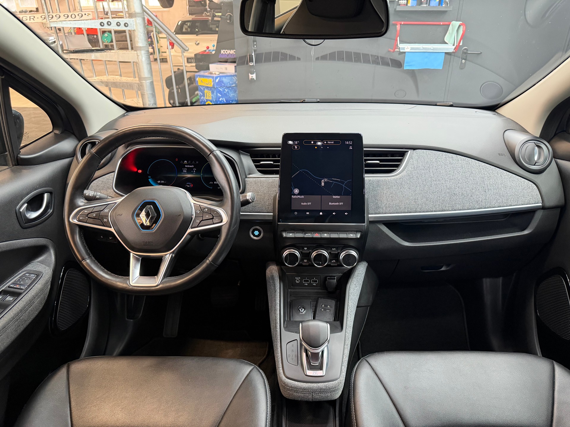 RENAULT Zoe Intens R135 (incl. Batterie)-image-8