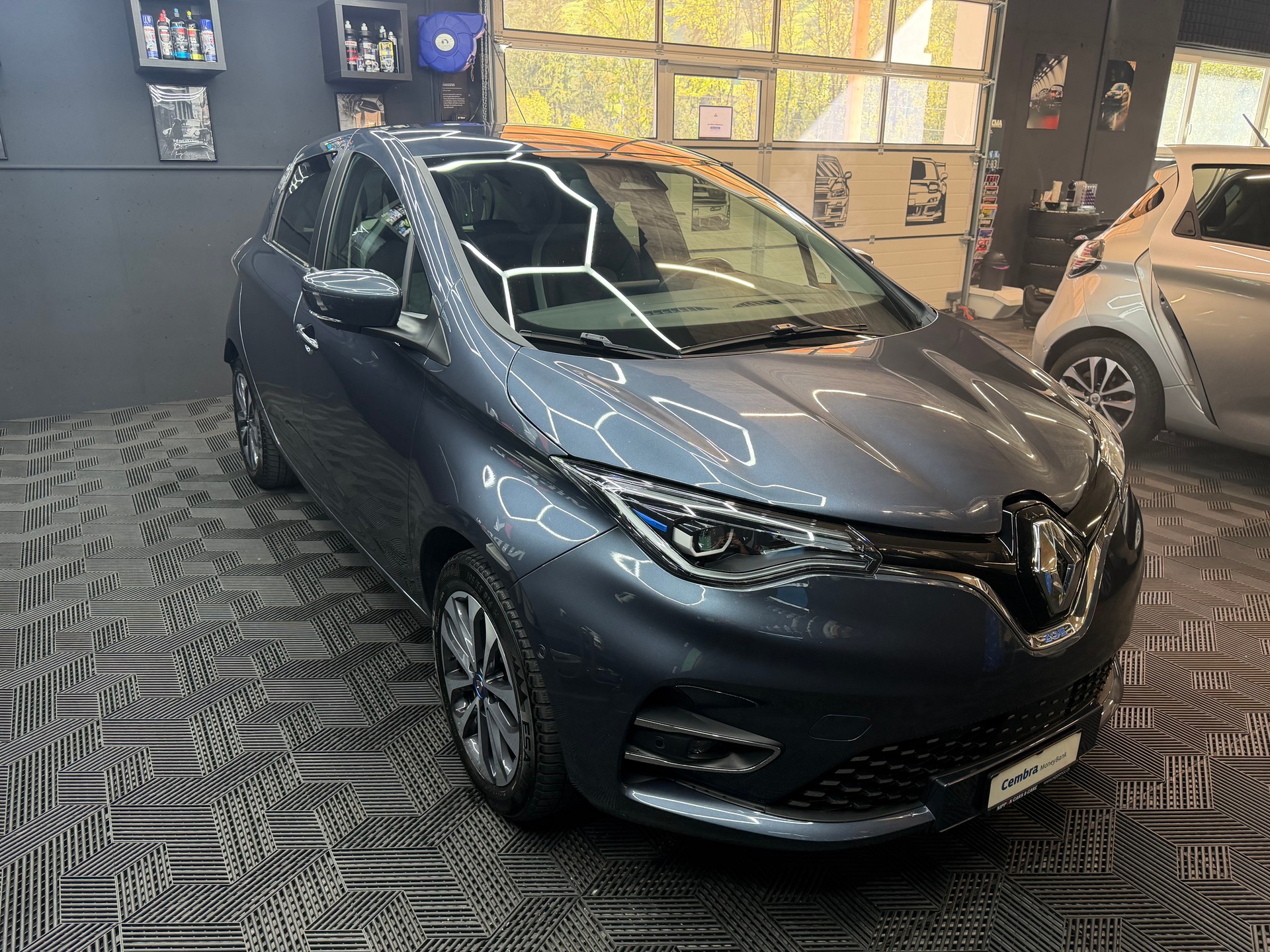 RENAULT Zoe Intens R135 (incl. Batterie)-showroom-element-2