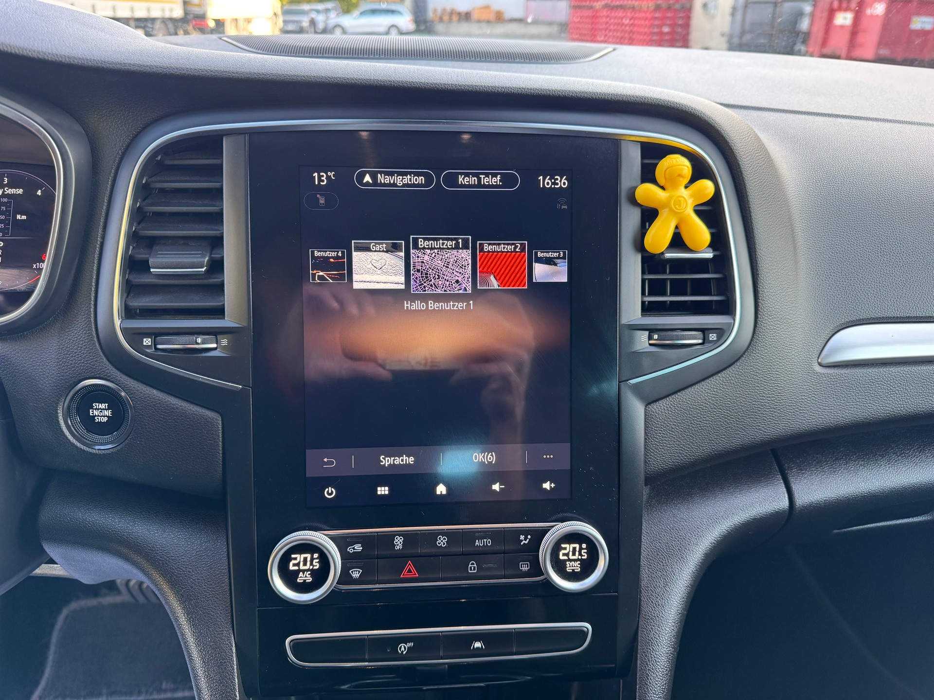 RENAULT Mégane Grandtour 1.5 dCi Business EDC-image-25
