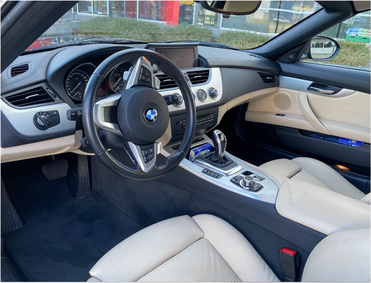 BMW Z4 sDrive35i DKG-image-2