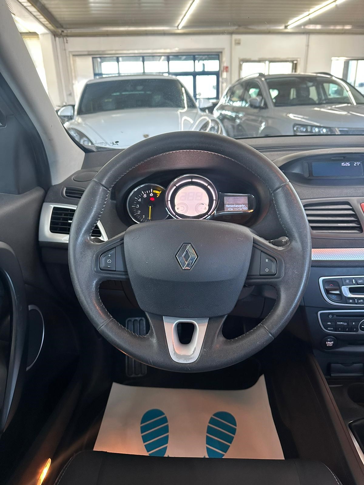 RENAULT Mégane Grandtour 1.4 16V Turbo Expression-image-15