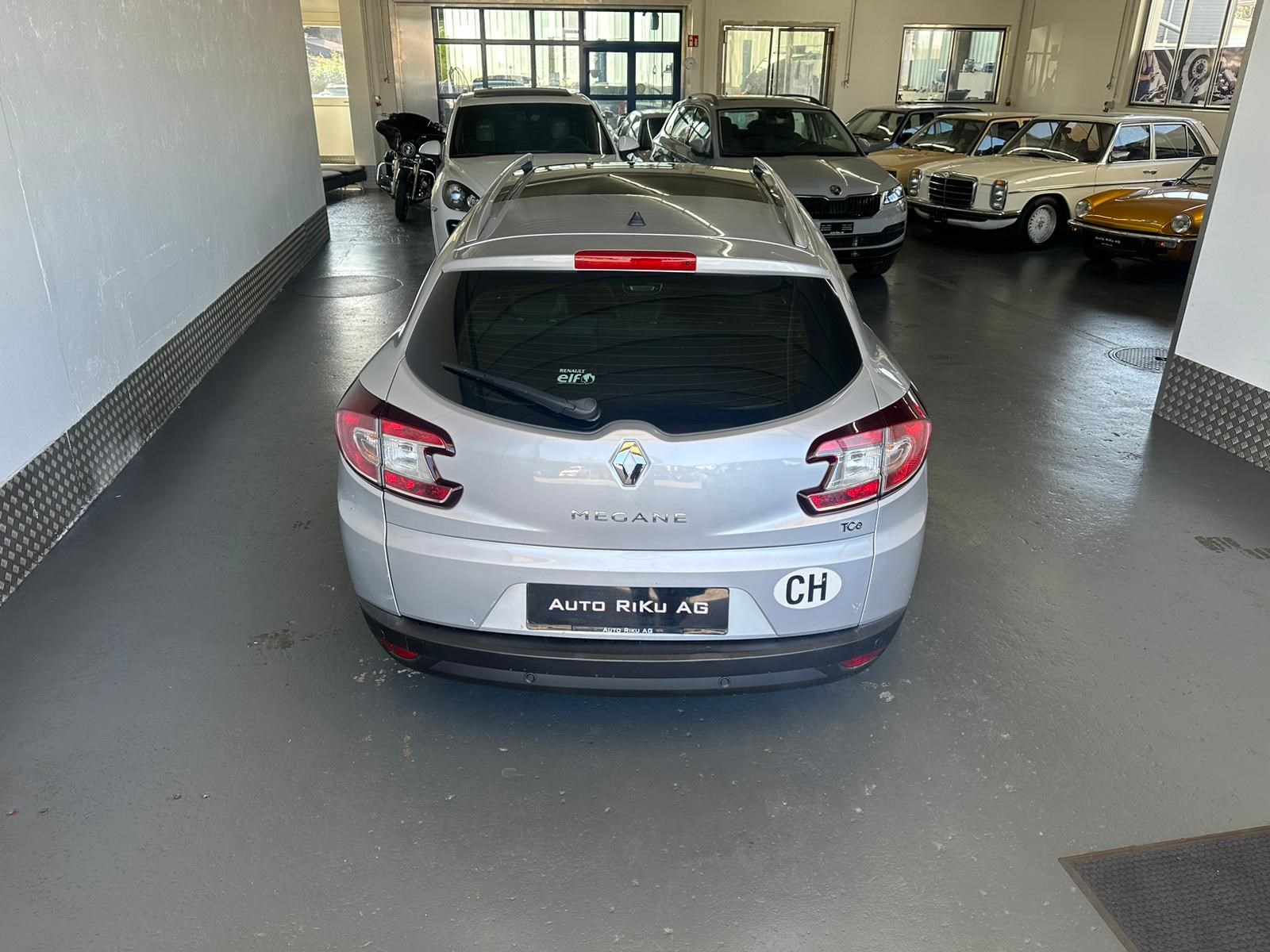 RENAULT Mégane Grandtour 1.4 16V Turbo Expression-image-8