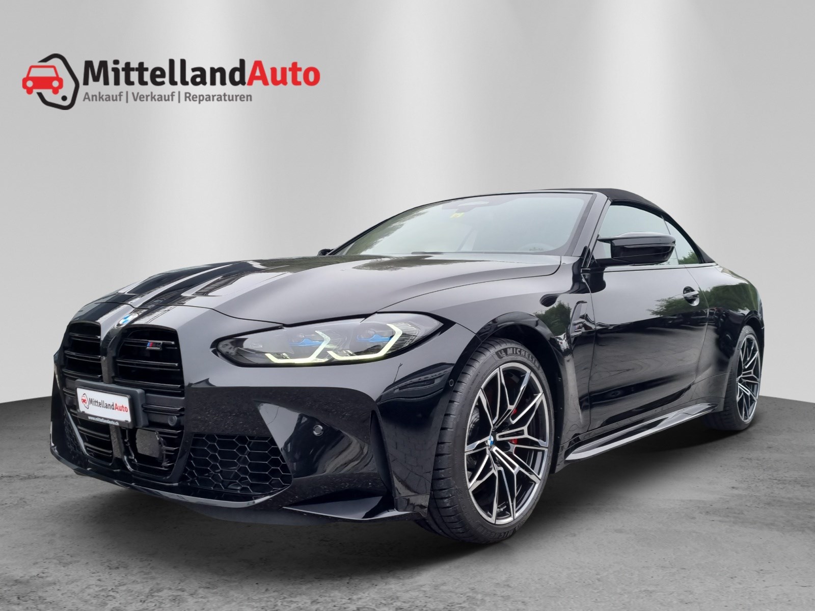 BMW M4 Cabrio Competition M xDrive-image-0