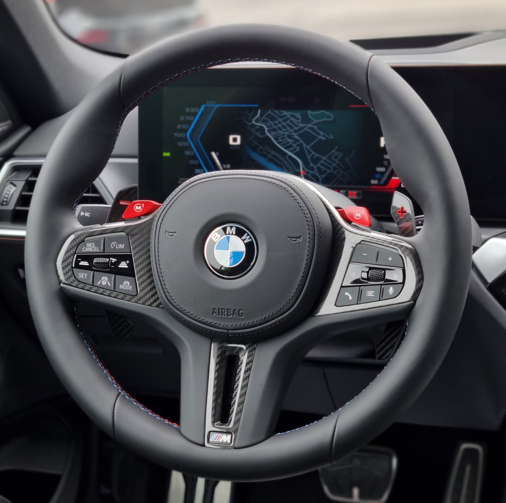 BMW M4 Cabrio Competition M xDrive-image-6
