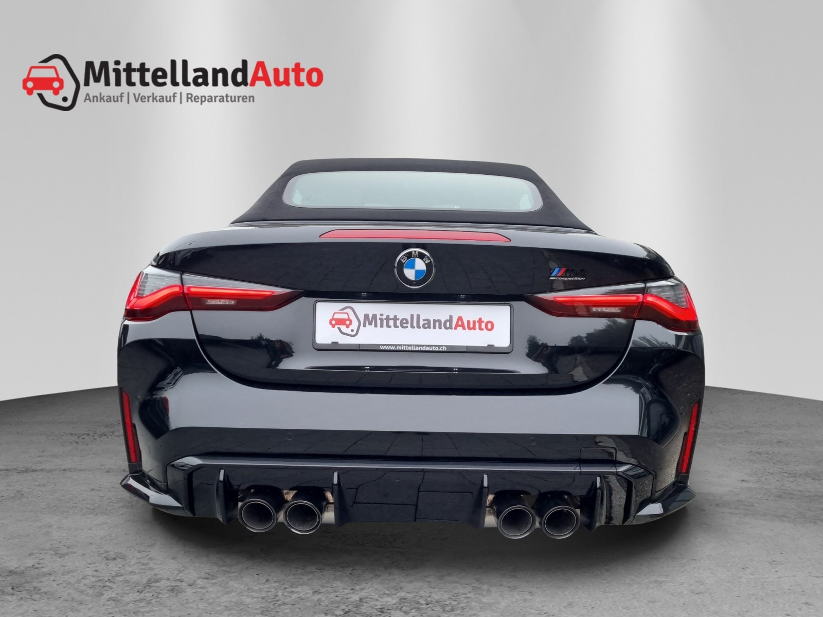 BMW M4 Cabrio Competition M xDrive-image-11