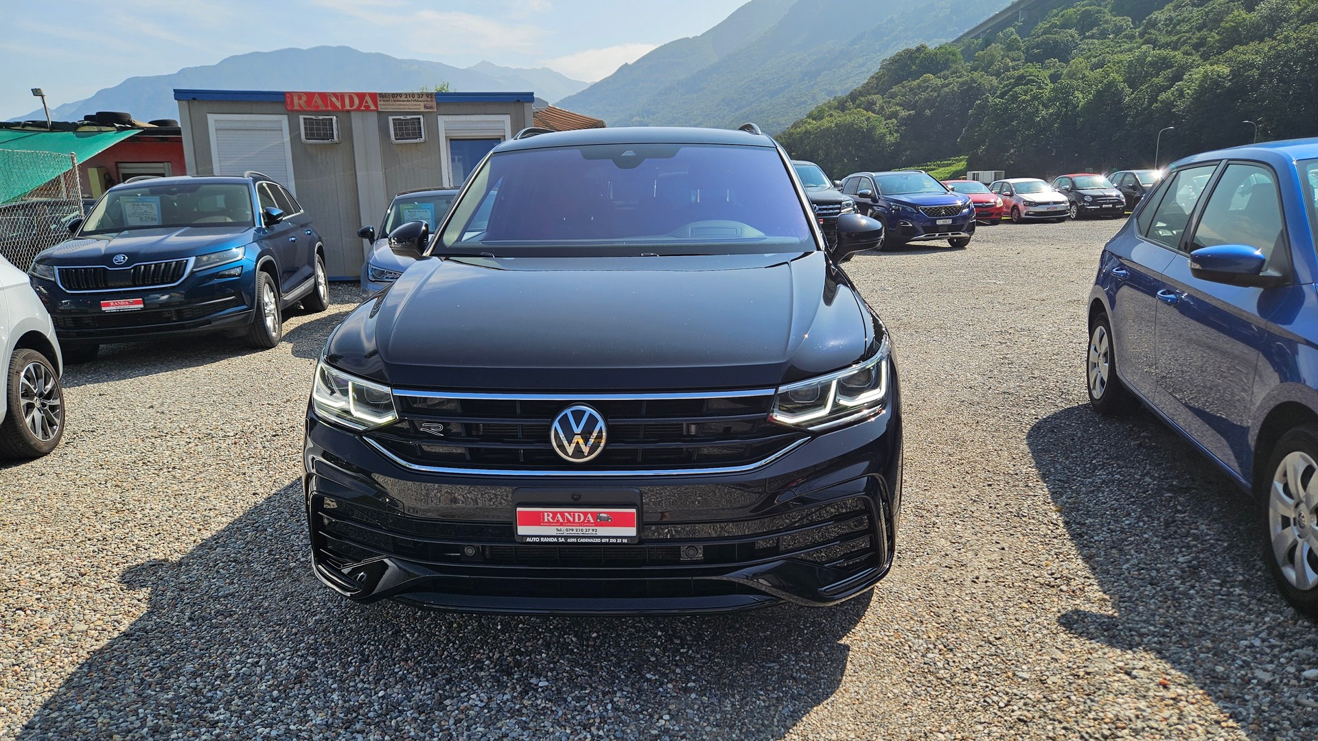 VW Tiguan 2.0 TDI SCR R-Line 4Motion DSG-image-0