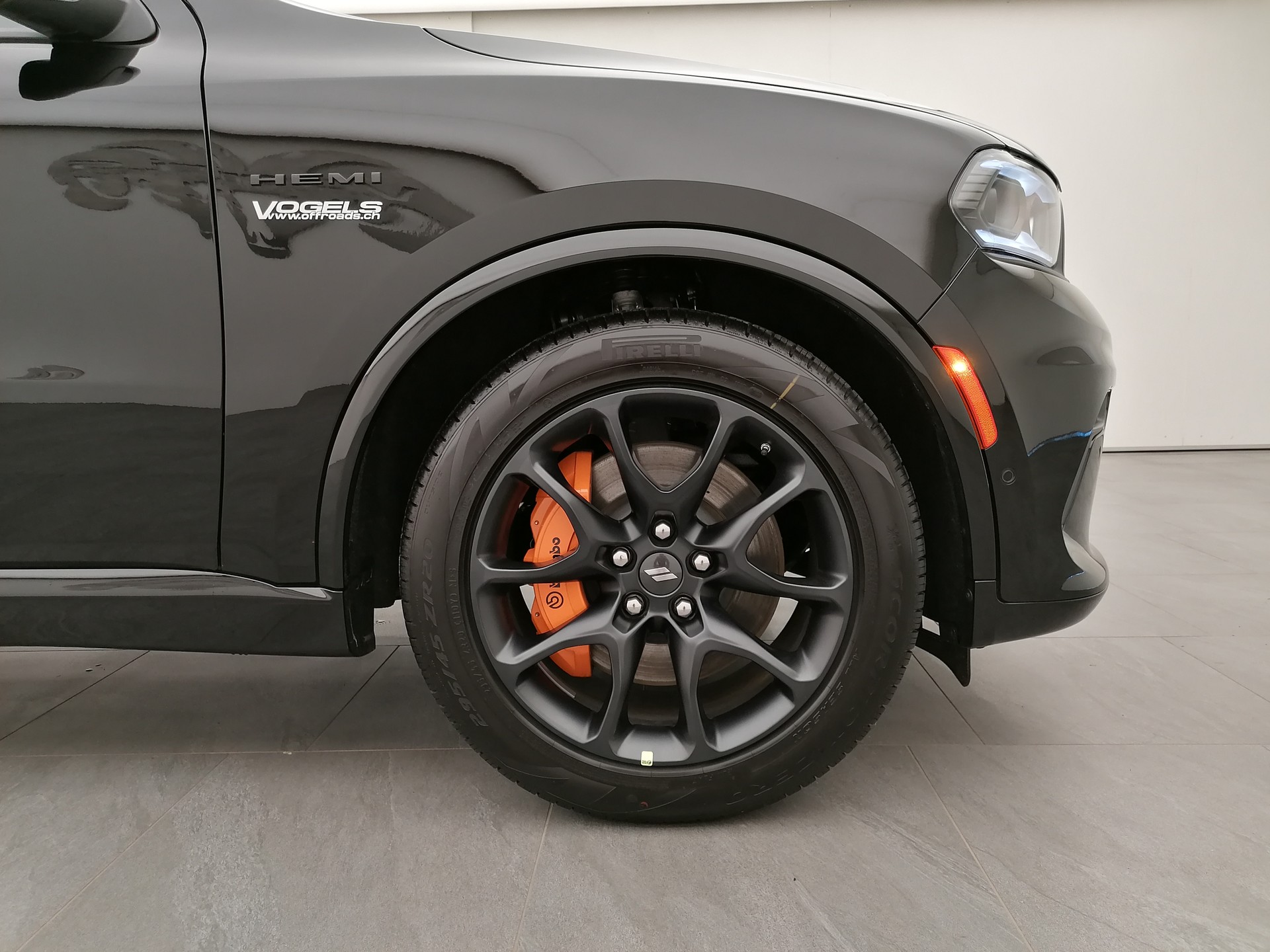 DODGE Durango R/T TowNGo Hemi Orange Pack-image-6