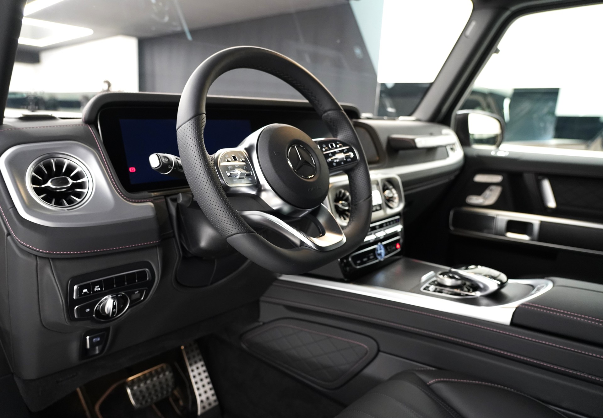 MERCEDES-BENZ G 500 Stronger Than Diamonds Edition-image-8
