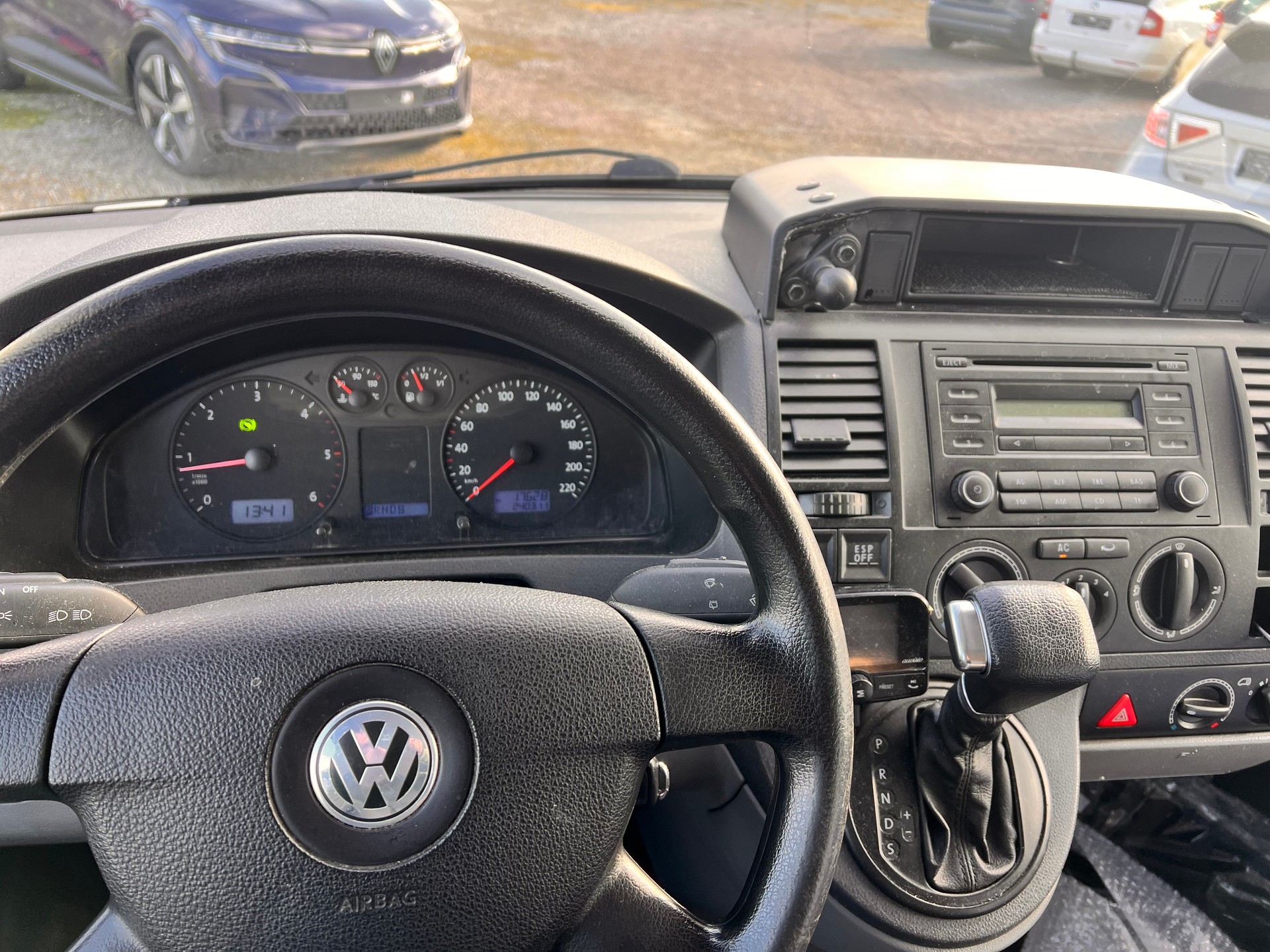 VW T5 Multivan Startline 2.5 TDI Tiptronic-image-13