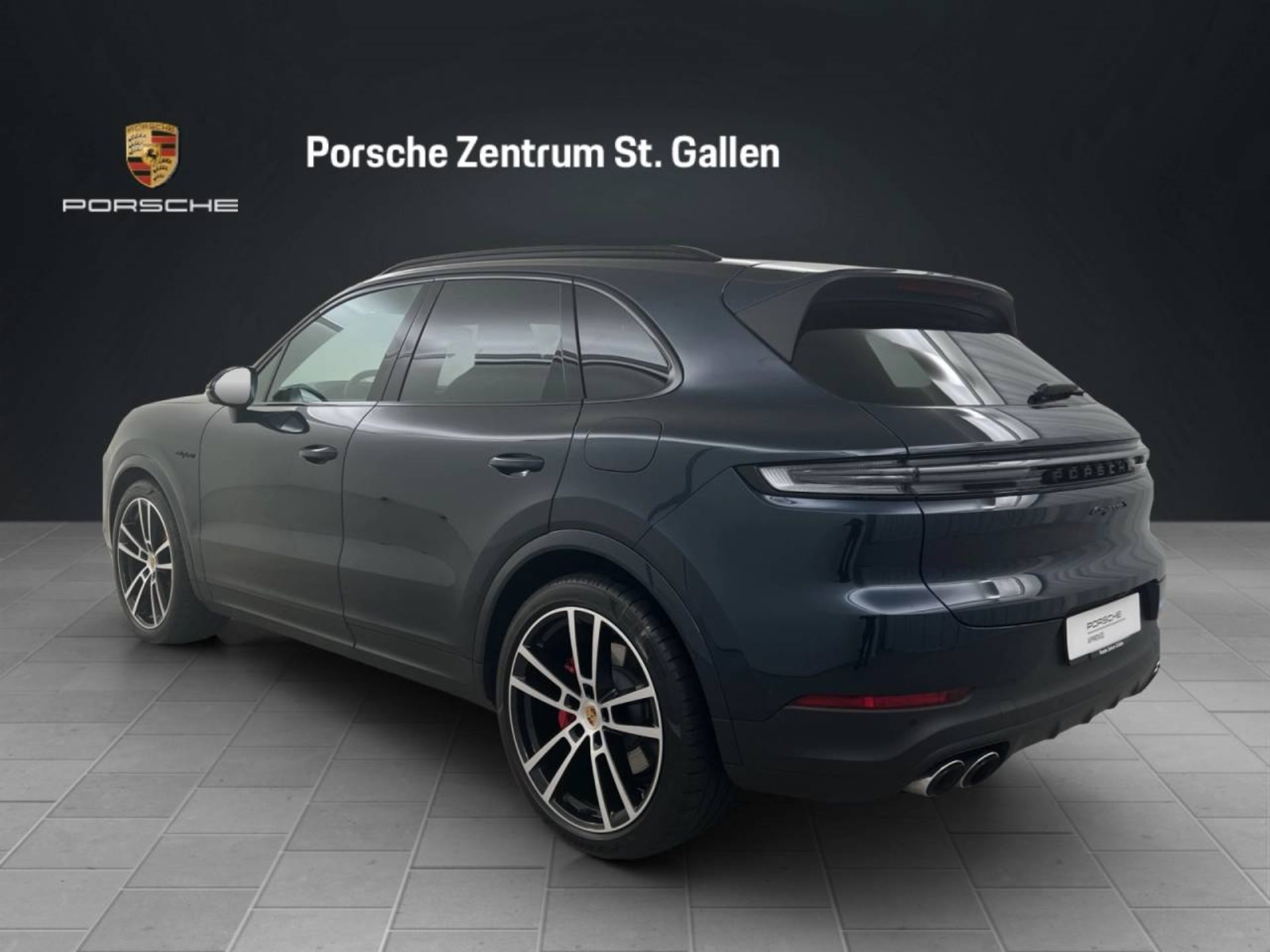 PORSCHE Cayenne S E-Hybrid-image-1