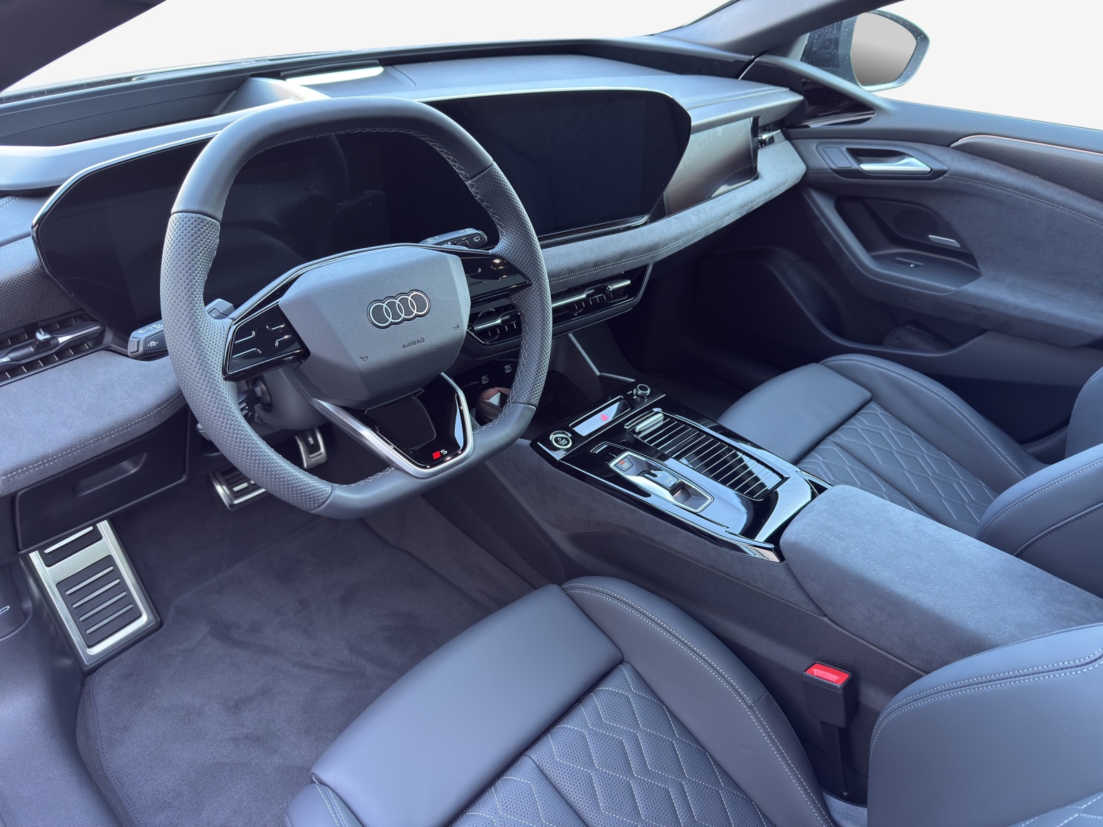 AUDI A6 Avant e-tron-image-8