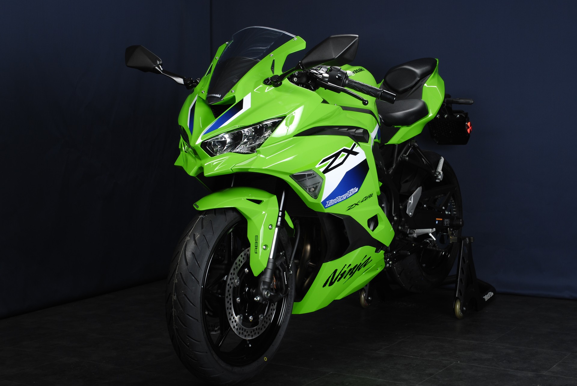 KAWASAKI Ninja ZX-4RR MY26-image-7