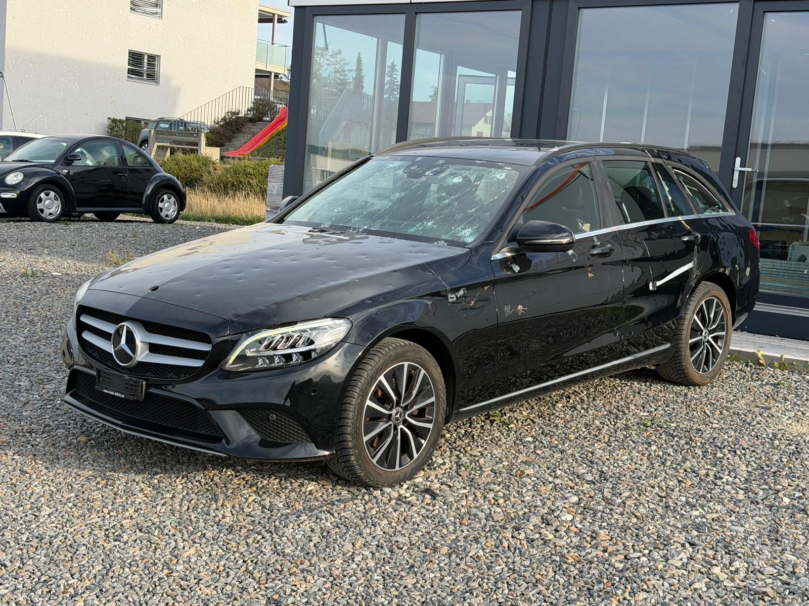 MERCEDES-BENZ C 200 4Matic 9G-Tronic *HAGELSCHADEN* **Jetzt nur noch CHF 12'900.- statt CHF 17'900.-**-image-4
