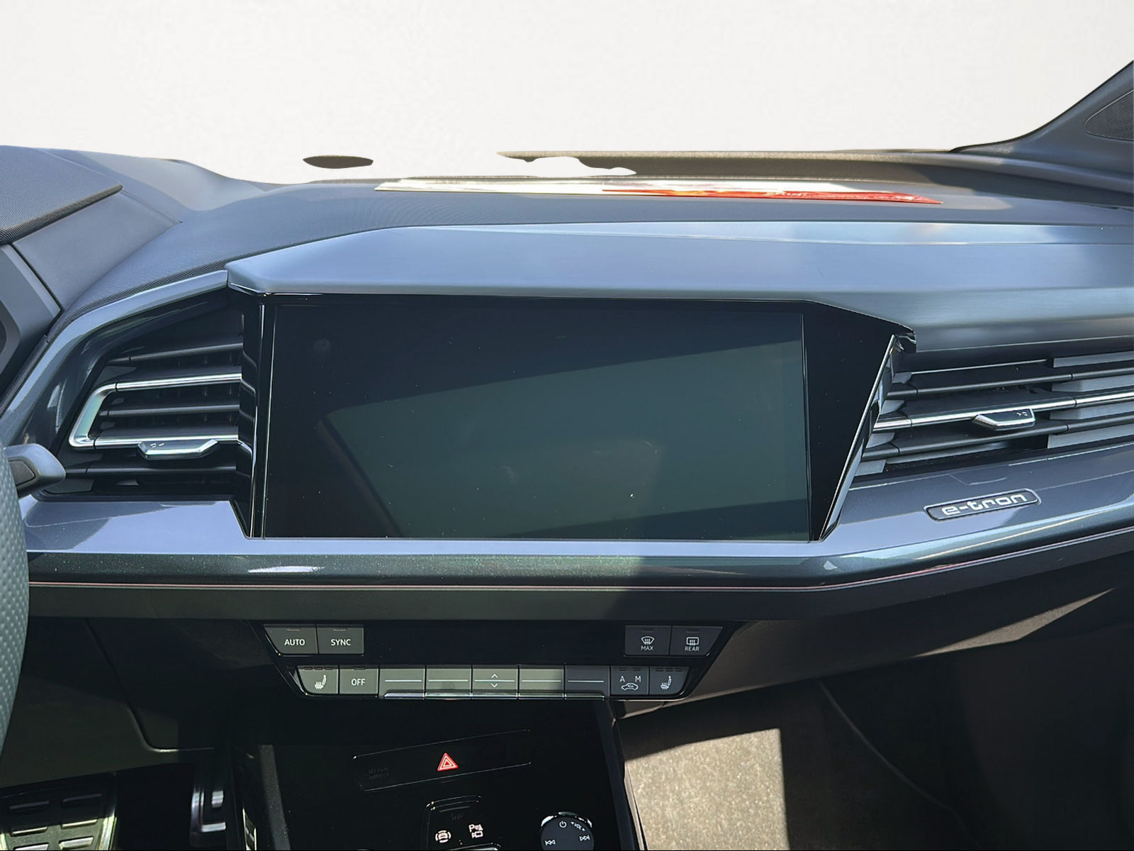 AUDI Q4 Sportback e-tron 45 Attraction quattro-image-9