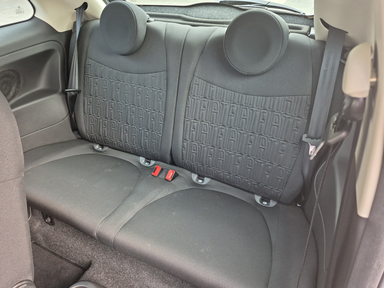 FIAT 500 1.0 Hybrid Swiss Edition-image-6