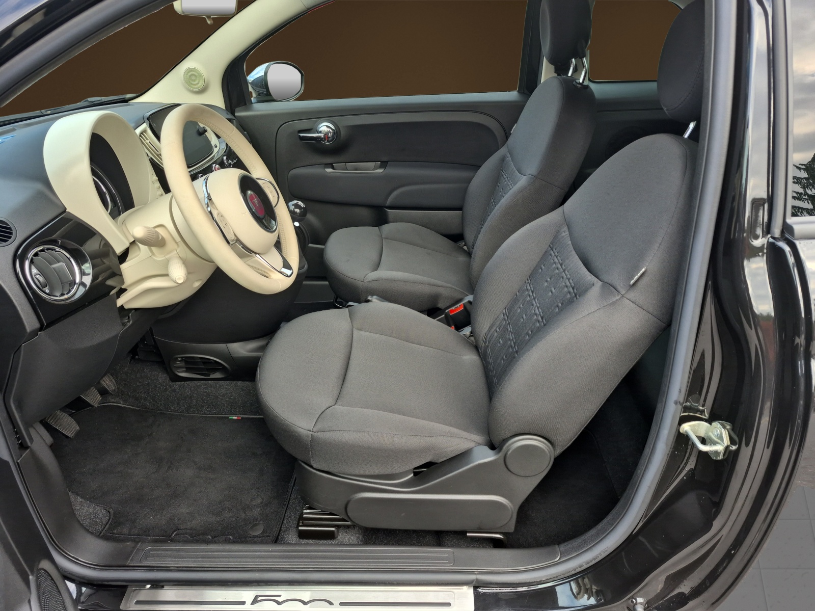 FIAT 500 1.0 Hybrid Swiss Edition-image-5
