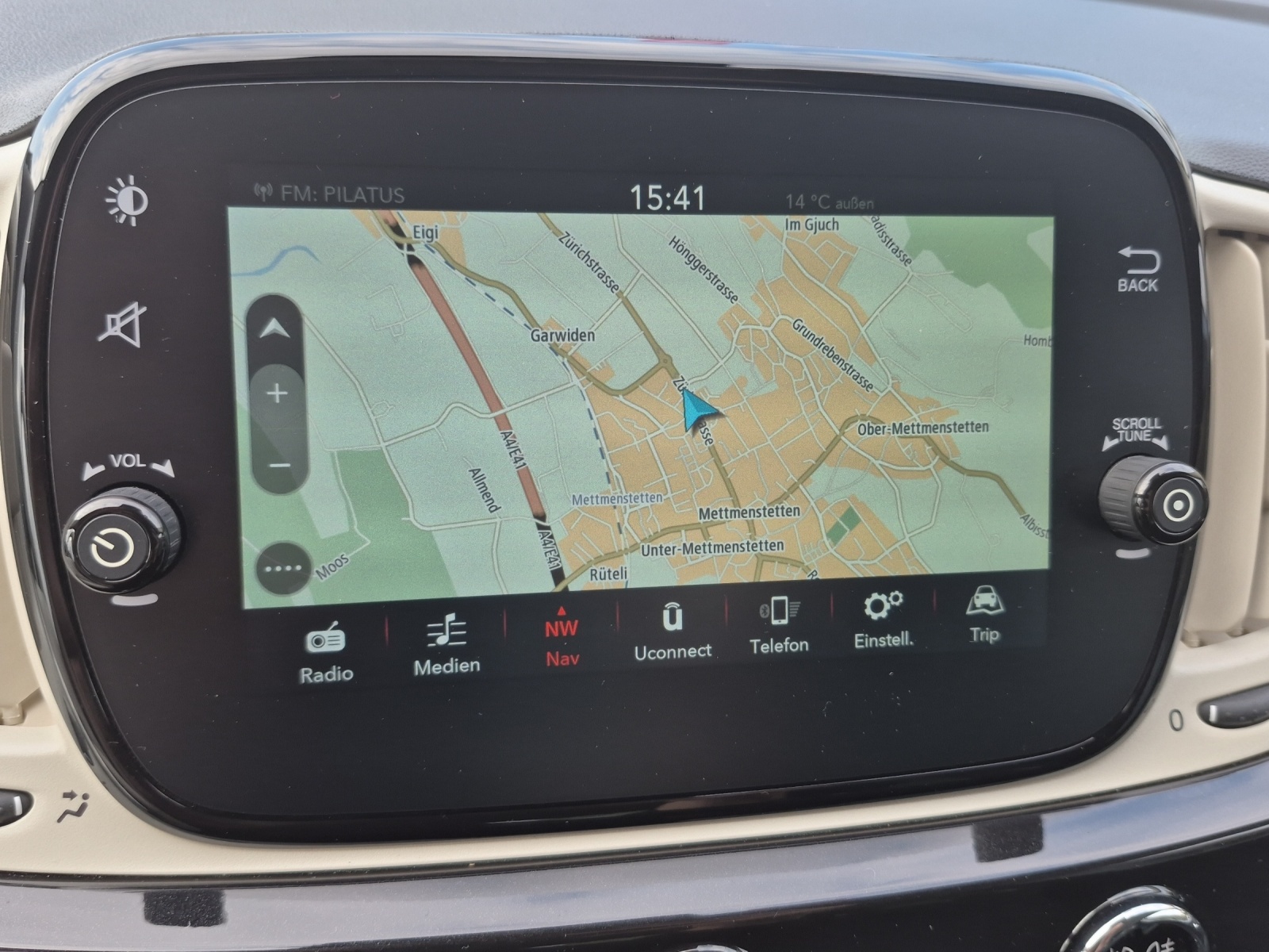 FIAT 500 1.0 Hybrid Swiss Edition-image-11