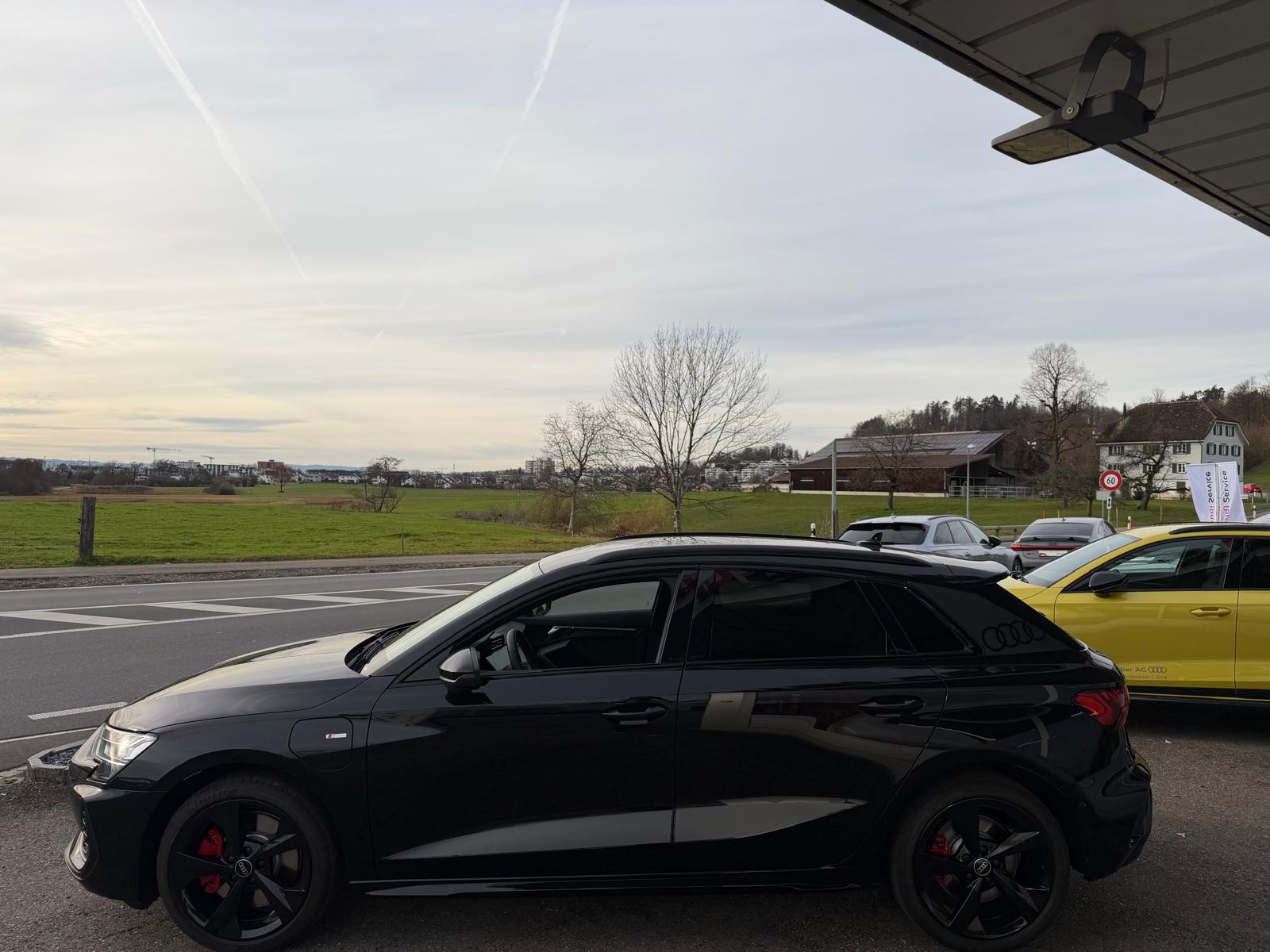 AUDI A3 Sportback 45 TFSI e S line S-tronic-image-4