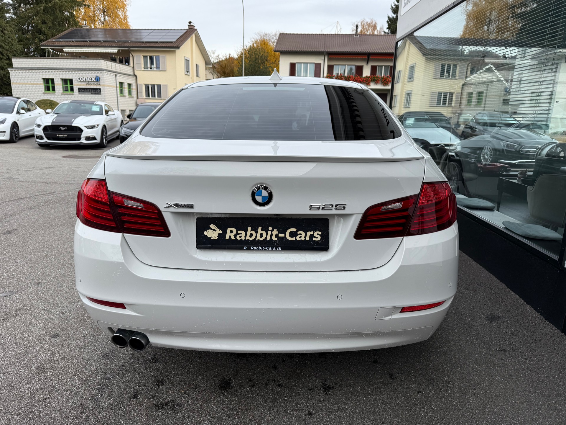 BMW 525d xDrive Luxury Line Steptronic-image-4