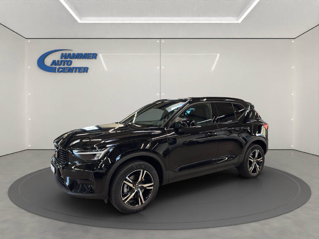 VOLVO XC40 2.0 B3 MH Plus Dark-image-0